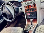 Mercedes E 290-6