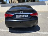 Hyundai Sonata-2