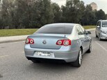 Volkswagen Passat-5