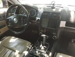 Volkswagen Touareg-2
