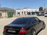 Mercedes E 200-2
