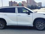 Toyota Highlander-4