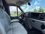 Ford Transit-9