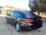 Kia Rio-10