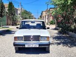 LADA (VAZ) 2107-1