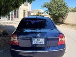 Volkswagen Passat-4