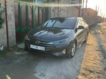 Hyundai Elantra-5