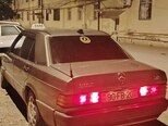 Mercedes 190-4