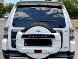 Mitsubishi Pajero-2
