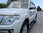 Mitsubishi Pajero-5