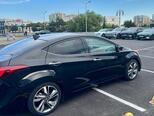 Hyundai Elantra-7