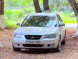 Hyundai Sonata-1