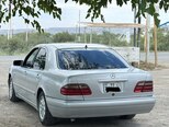 Mercedes E 200-3