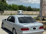 Mercedes E 200-4