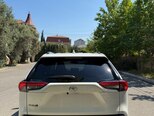 Toyota RAV4-3