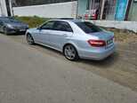 Mercedes E 220-11