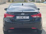 Hyundai Elantra-8