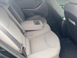 Hyundai Elantra-21