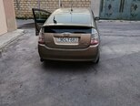 Toyota Prius-2