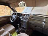 Mitsubishi Pajero-6