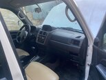 Mitsubishi Pajero io-6