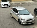 Hyundai Accent-19