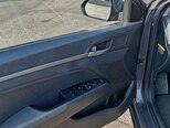 Hyundai Elantra-9