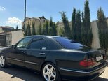 Mercedes E 220-2