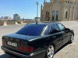 Mercedes E 220-3