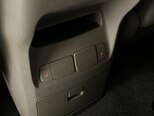 Kia Carnival-17