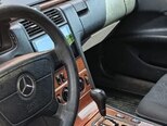 Mercedes E 280-8