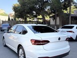 Volkswagen Lavida-4