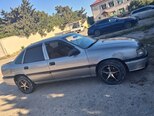 Opel Vectra-4
