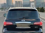 Infiniti QX56-11