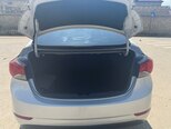 Hyundai Elantra-2