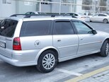 Opel Vectra-6