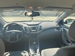 Hyundai Elantra-10