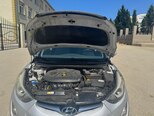Hyundai Elantra-6