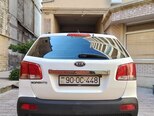 Kia Sorento-4