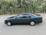 Mercedes E 240-2