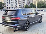 BMW X7-8