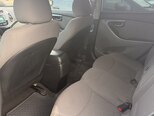 Hyundai Elantra-12