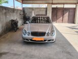 Mercedes E 240-1