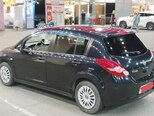 Nissan Tiida-4