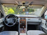 Mercedes E 240-9