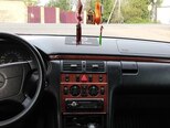 Mercedes E 200-3