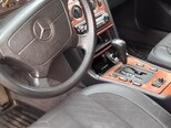 Mercedes E 200-6