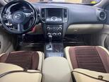 Nissan Maxima-5