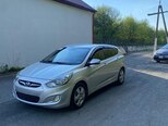 Hyundai Accent-2