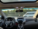 Hyundai Elantra-15